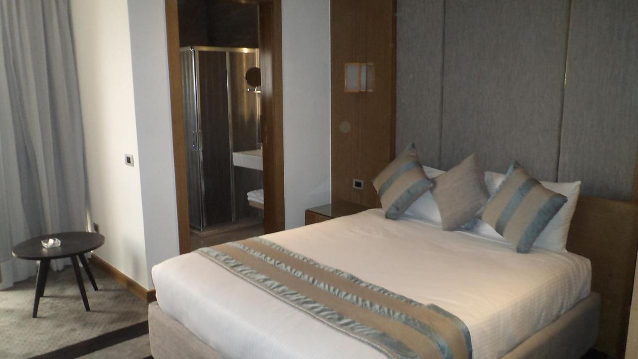 Maadi Hotel Cairo Exterior photo