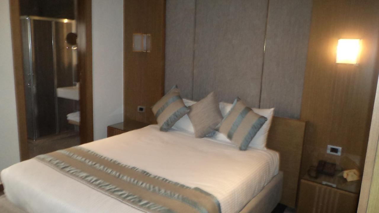 Maadi Hotel Cairo Exterior photo